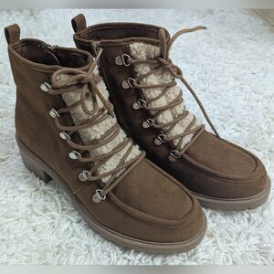 NWOB Sun & Stone Stylishly Tough Boots - Sz 8.5